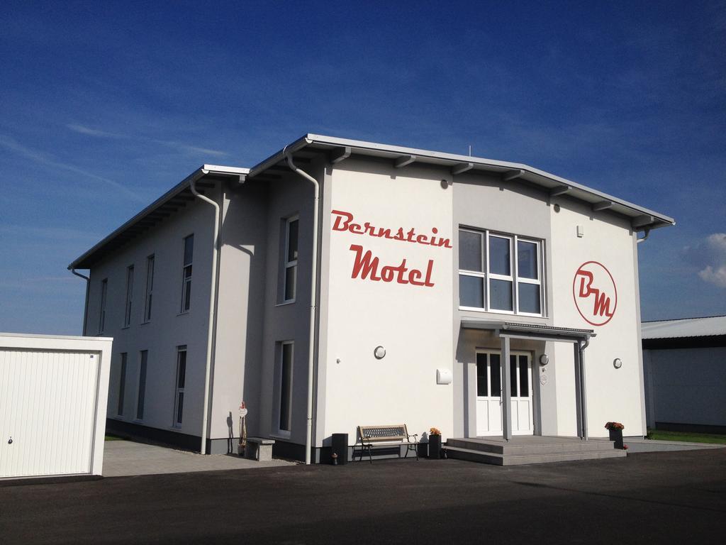 Bernstein-Motel Marchegg Exterior foto
